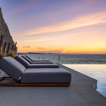 Santa Esmeralda Mykonos *