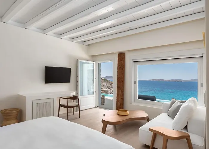 Santa Esmeralda Mykonos *