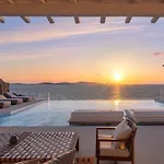 Santa Esmeralda Mykonos アパート